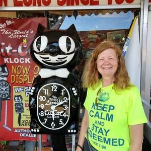 Meet your Posher, Kelly